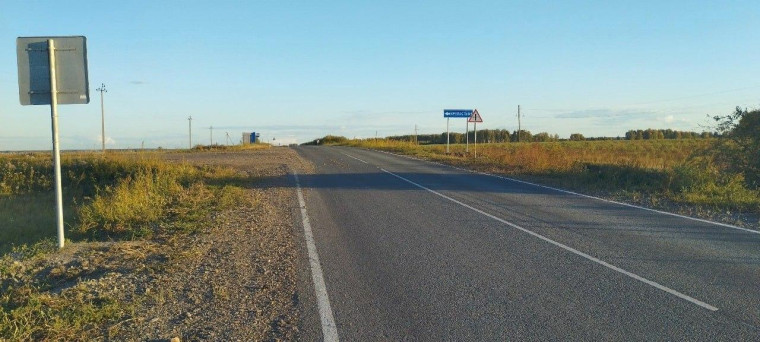 В Курганской области продолжают ремонтировать дороги. В Курганской области продолжают ремонтировать дороги.